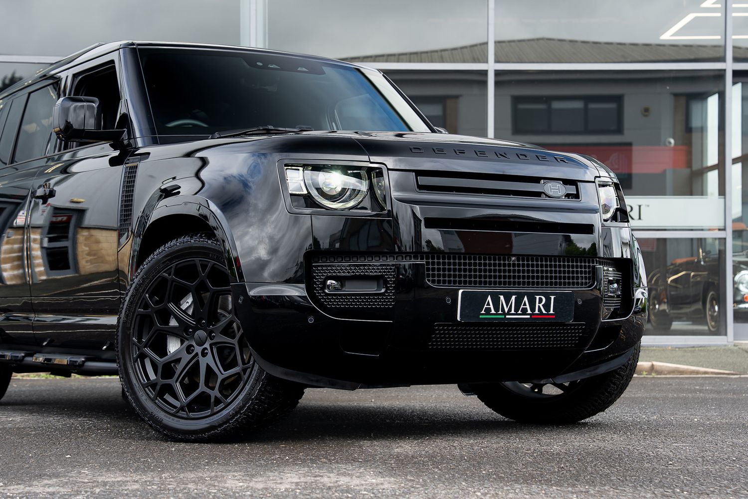 LAND ROVER DEFENDER X-Dynamic HSE D MHEV Auto