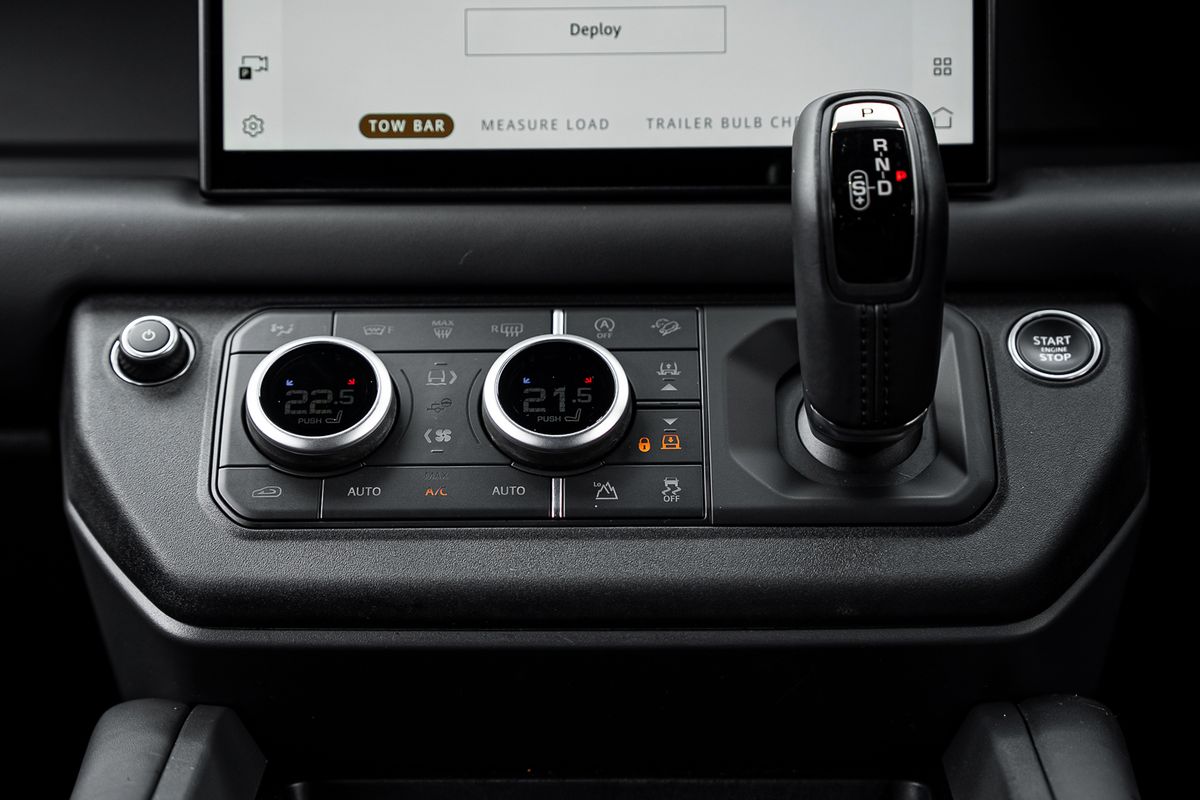 LAND ROVER DEFENDER X-Dynamic D350 HSE D MHEV Auto