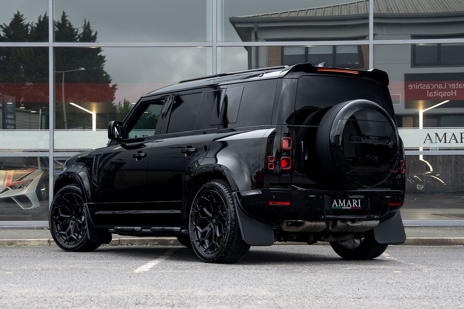 LAND ROVER DEFENDER X-Dynamic HSE D MHEV Auto