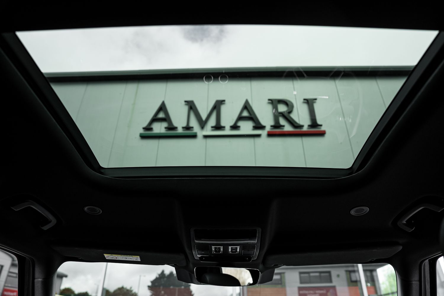 LAND ROVER DEFENDER X-Dynamic HSE D MHEV Auto