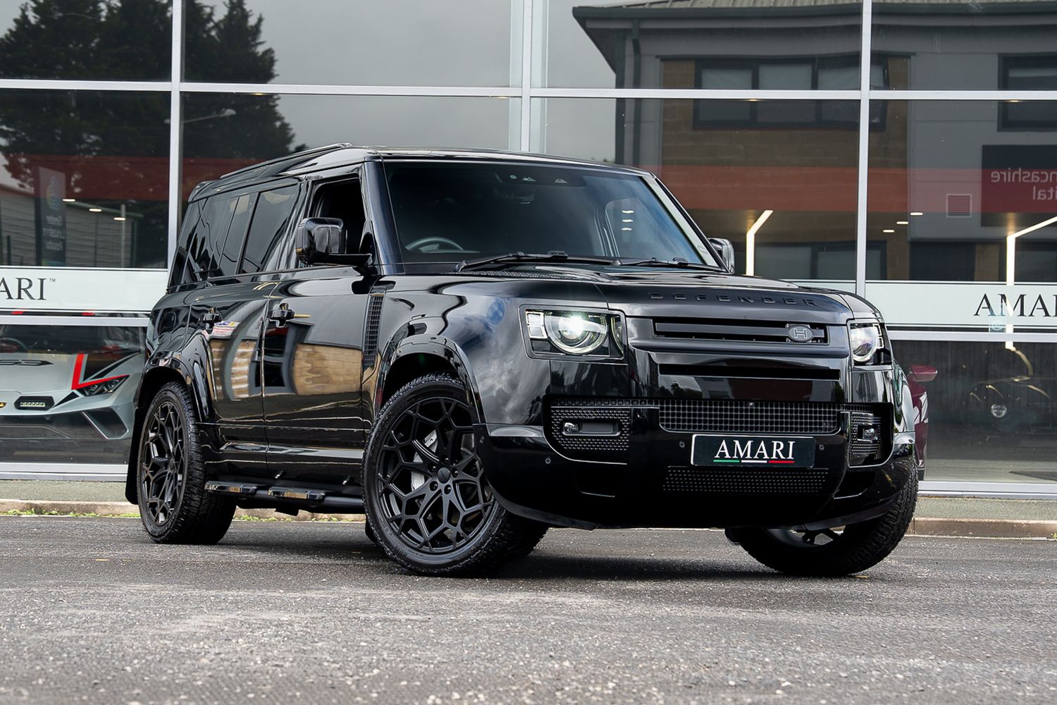 LAND ROVER DEFENDER X-Dynamic HSE D MHEV Auto