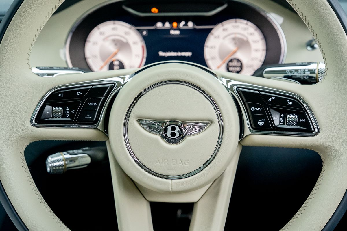 BENTLEY FLYING SPUR MULINER W12
