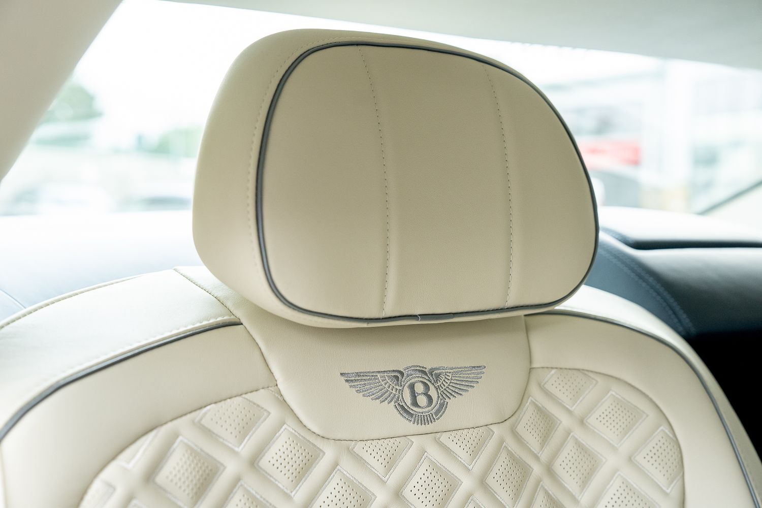 BENTLEY FLYING SPUR MULINER W12