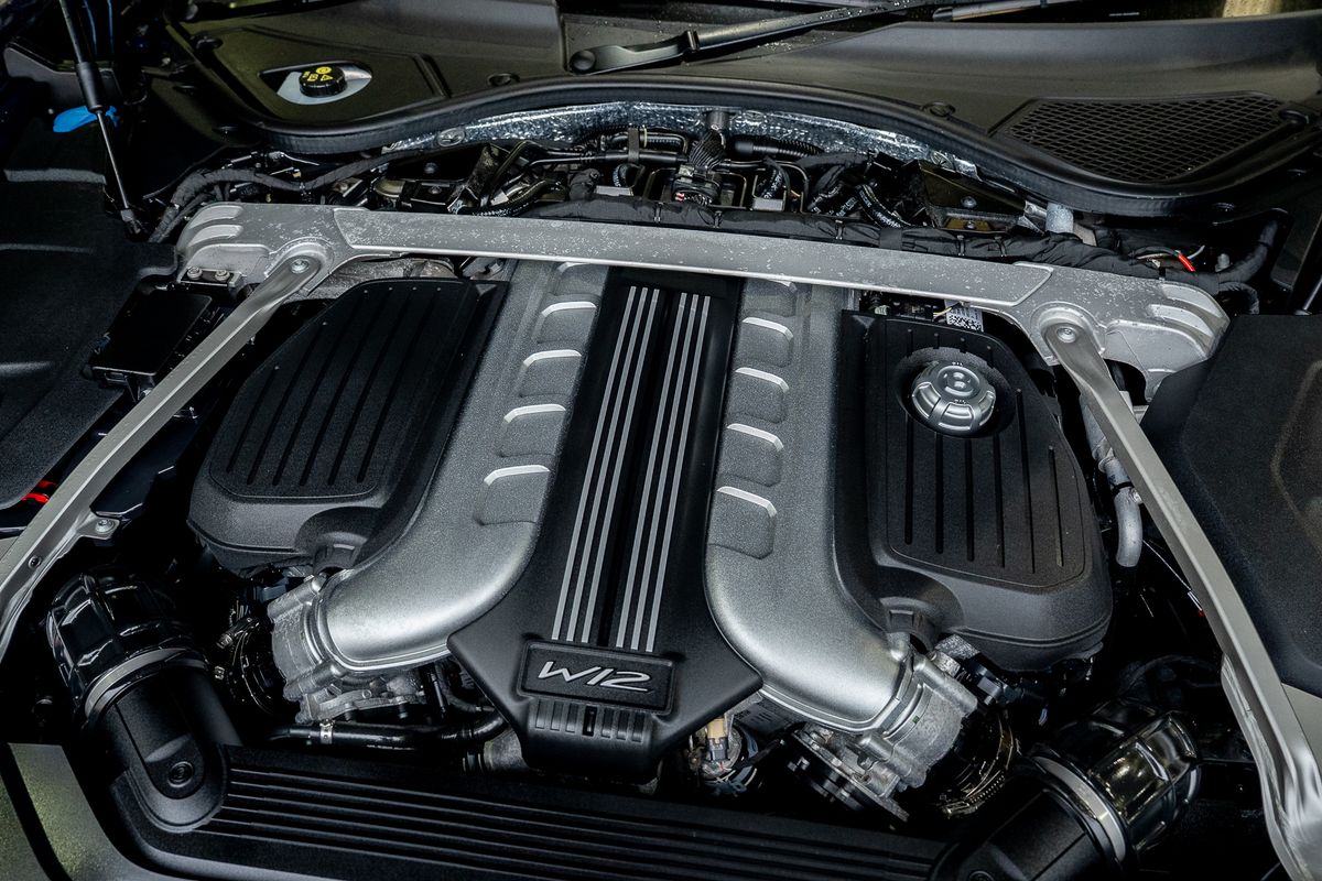 BENTLEY FLYING SPUR MULINER W12