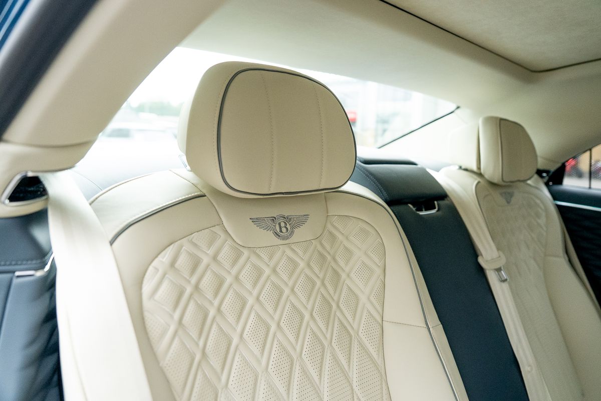 BENTLEY FLYING SPUR MULINER W12