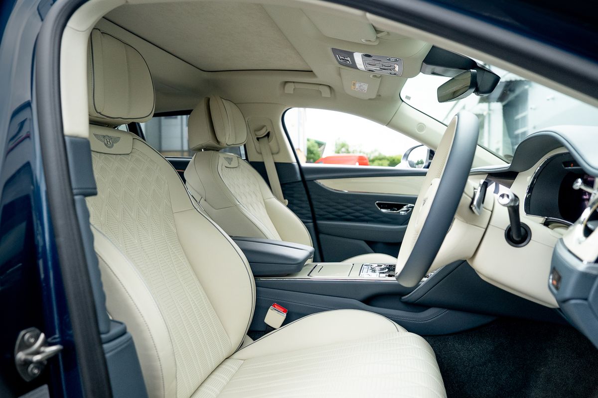 BENTLEY FLYING SPUR MULINER W12