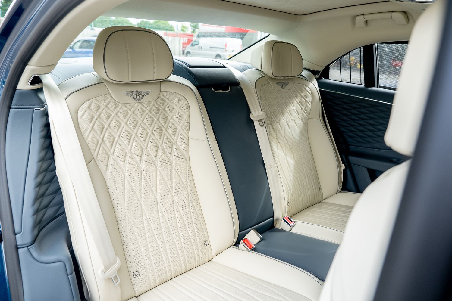 BENTLEY FLYING SPUR MULINER W12