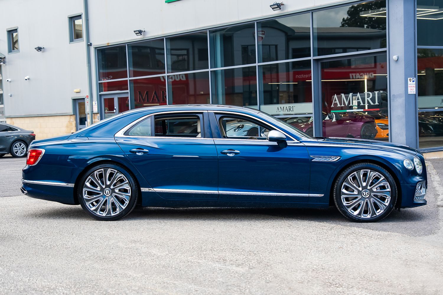 BENTLEY FLYING SPUR MULINER W12