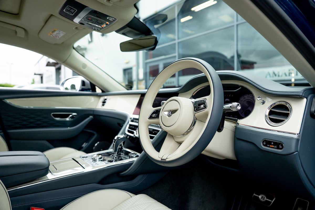 BENTLEY FLYING SPUR MULINER W12