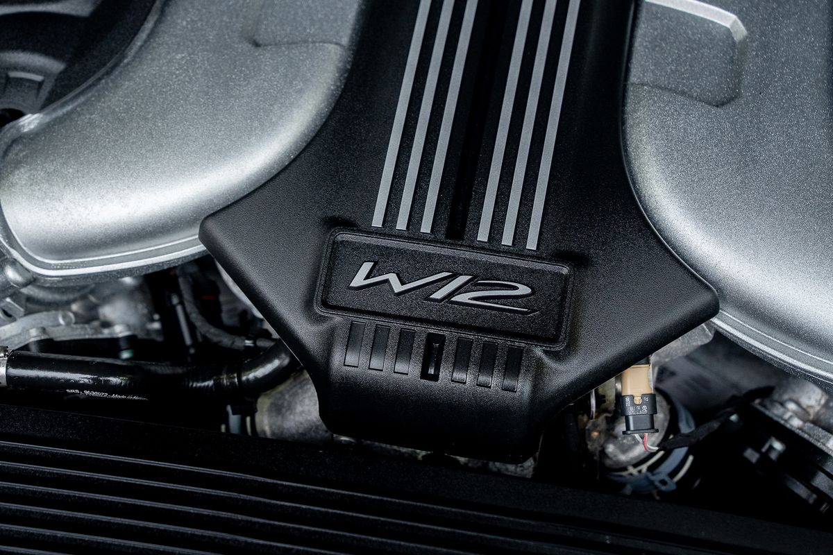 BENTLEY FLYING SPUR MULINER W12
