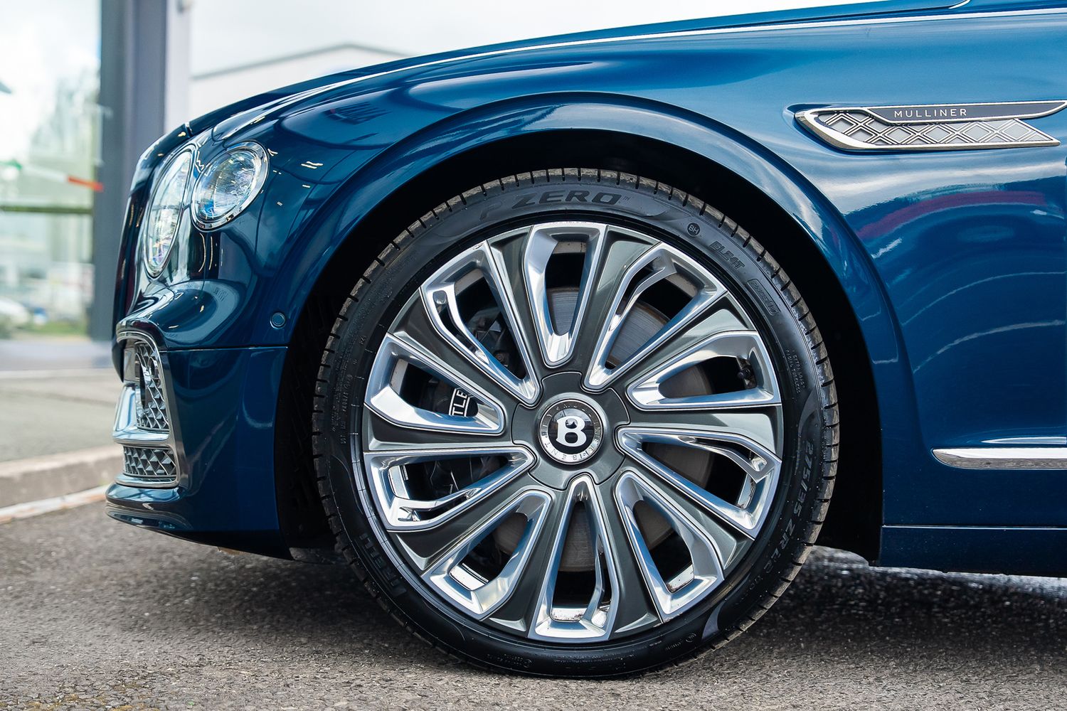 BENTLEY FLYING SPUR MULINER W12