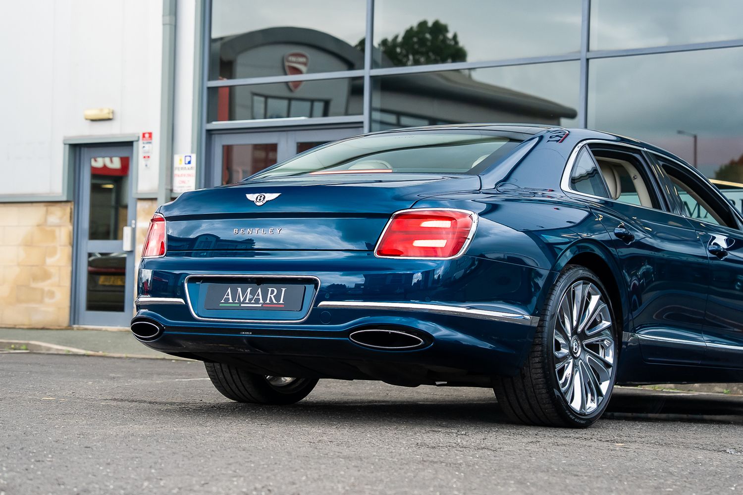 BENTLEY FLYING SPUR MULINER W12