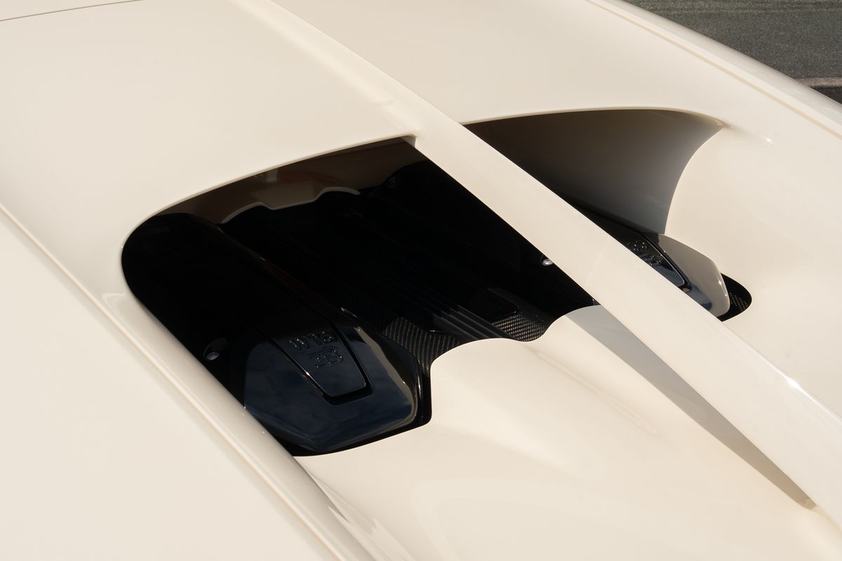 BUGATTI CHIRON
