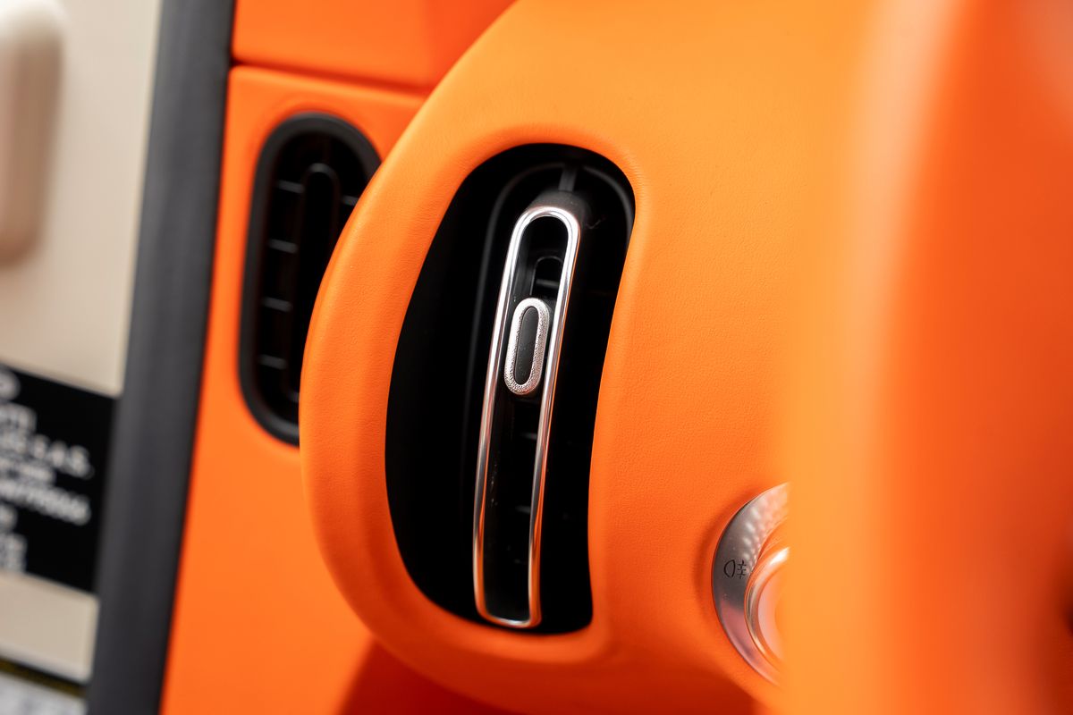 BUGATTI CHIRON