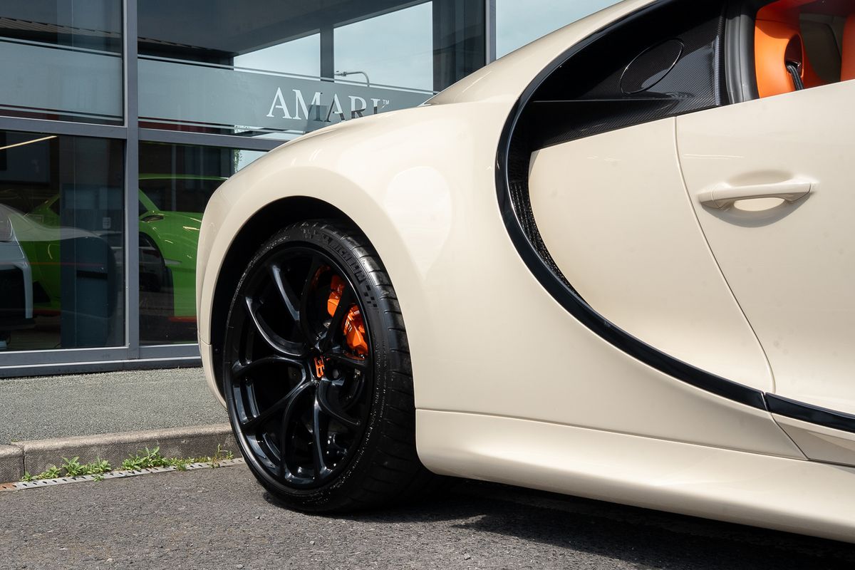 BUGATTI CHIRON