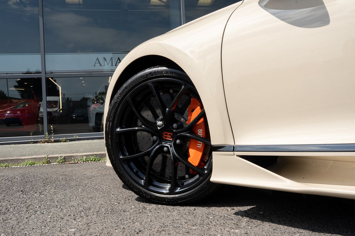 BUGATTI CHIRON