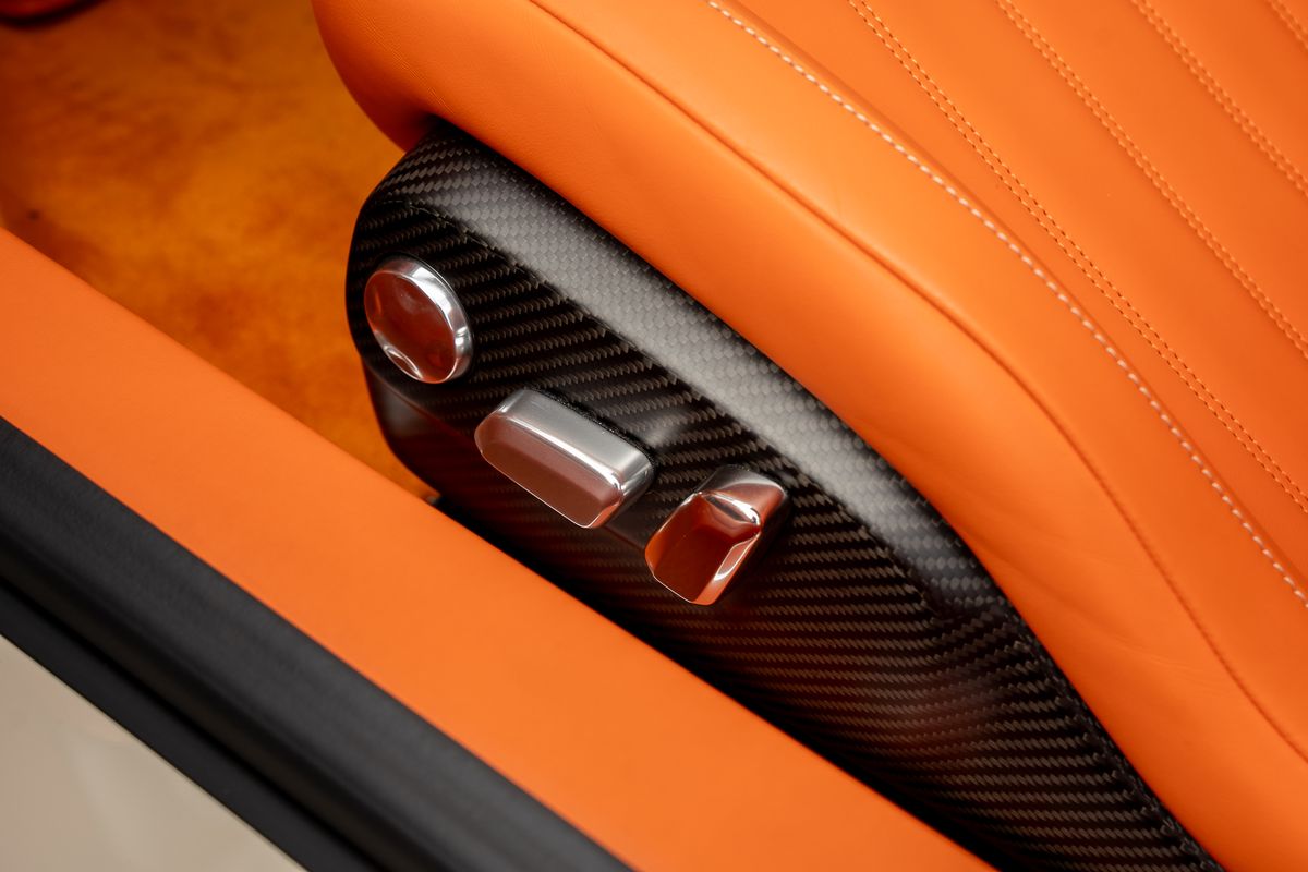 BUGATTI CHIRON