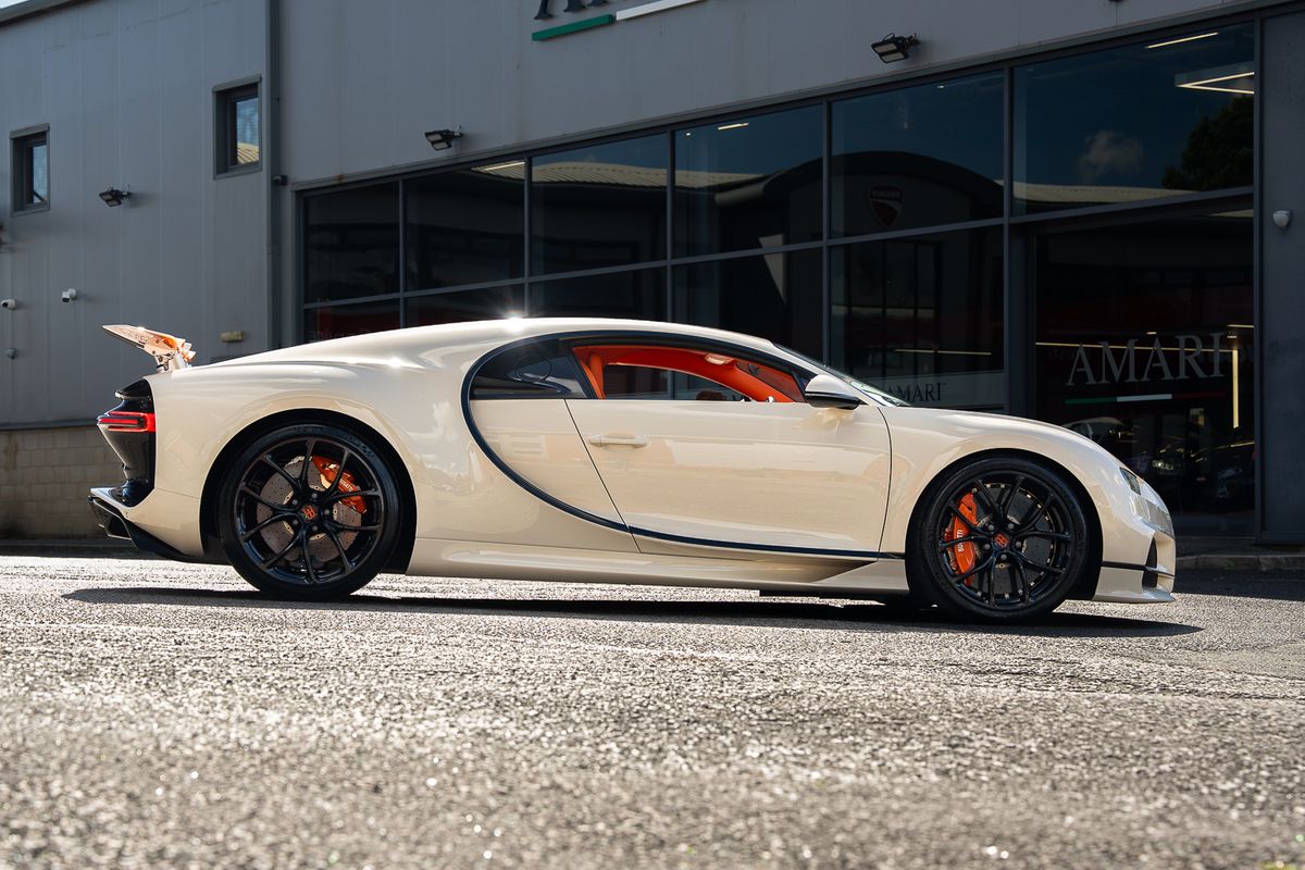 BUGATTI CHIRON