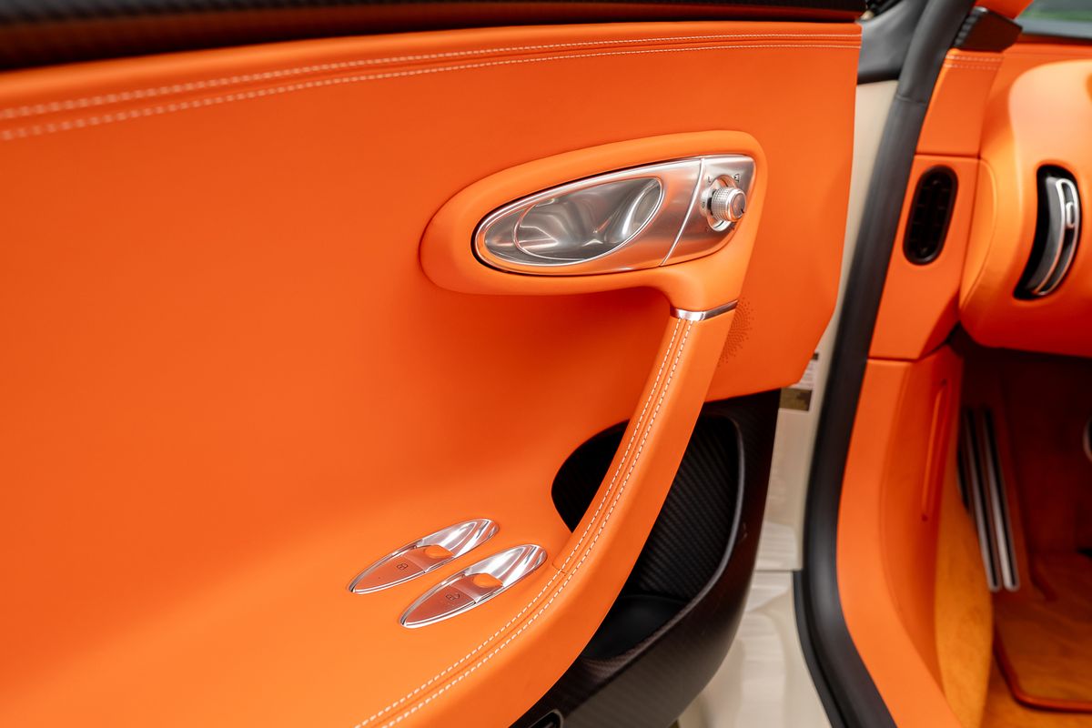 BUGATTI CHIRON
