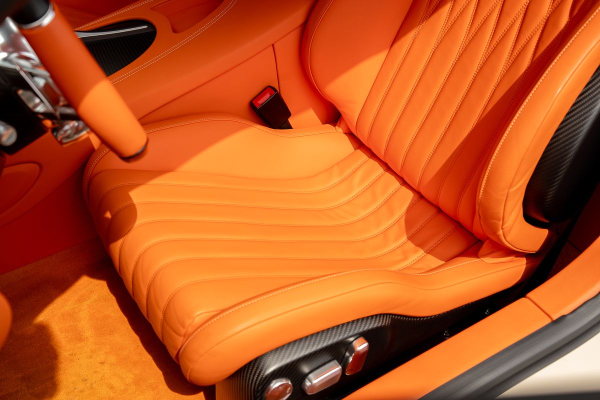 BUGATTI CHIRON