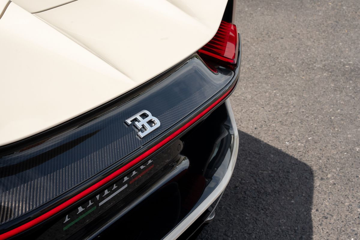 BUGATTI CHIRON