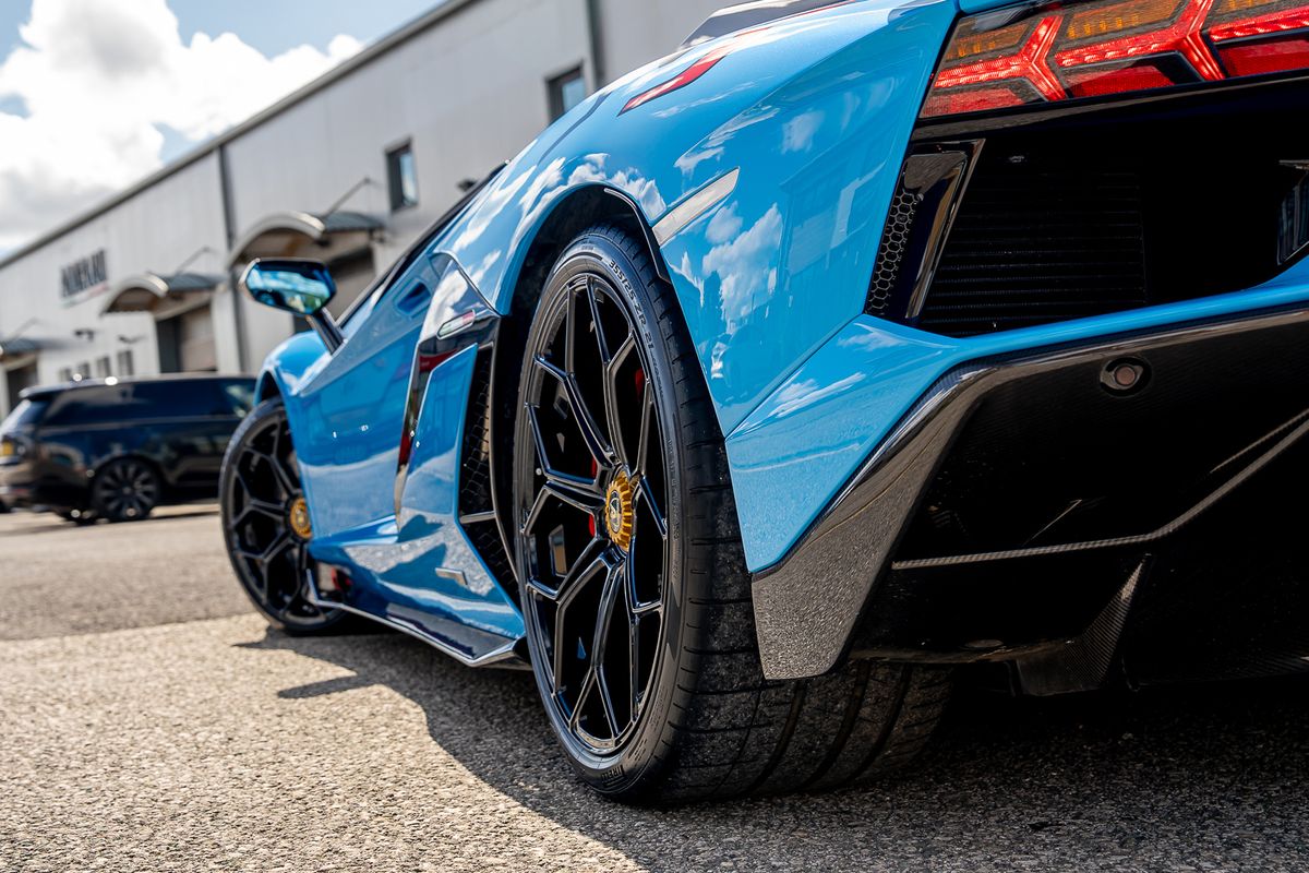 LAMBORGHINI AVENTADOR SVJ ROADSTER LP 770-4