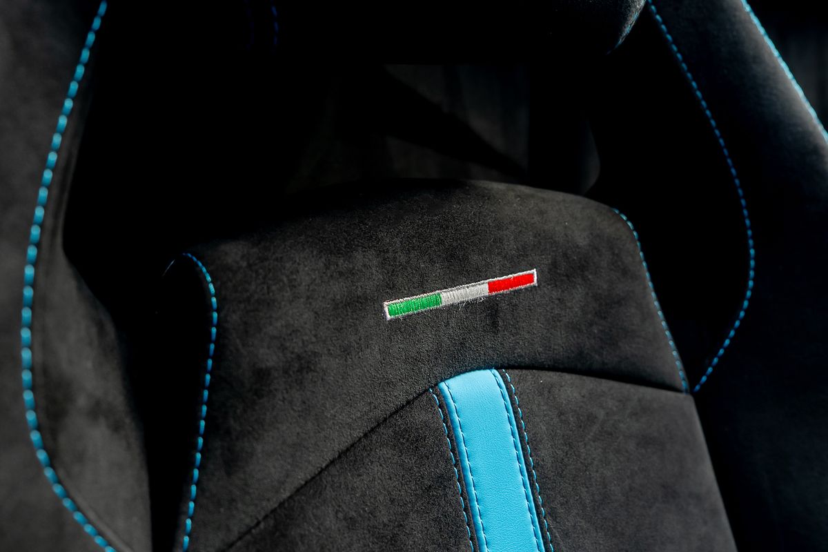 LAMBORGHINI AVENTADOR SVJ ROADSTER LP 770-4