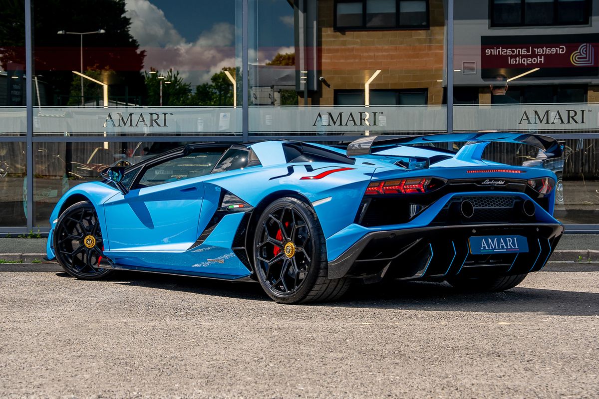LAMBORGHINI AVENTADOR SVJ ROADSTER LP 770-4
