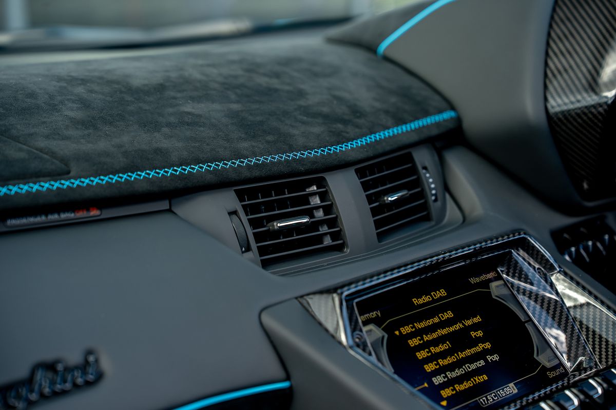 LAMBORGHINI AVENTADOR SVJ ROADSTER LP 770-4