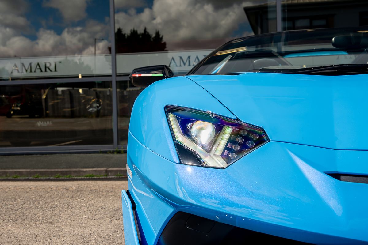 LAMBORGHINI AVENTADOR SVJ ROADSTER LP 770-4