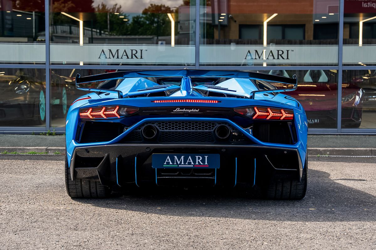 LAMBORGHINI AVENTADOR SVJ ROADSTER LP 770-4