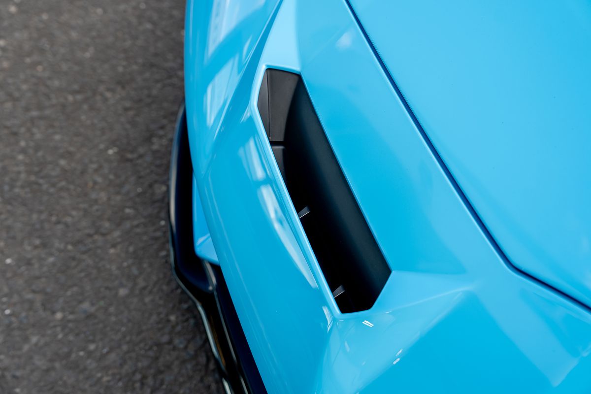 LAMBORGHINI AVENTADOR SVJ ROADSTER LP 770-4