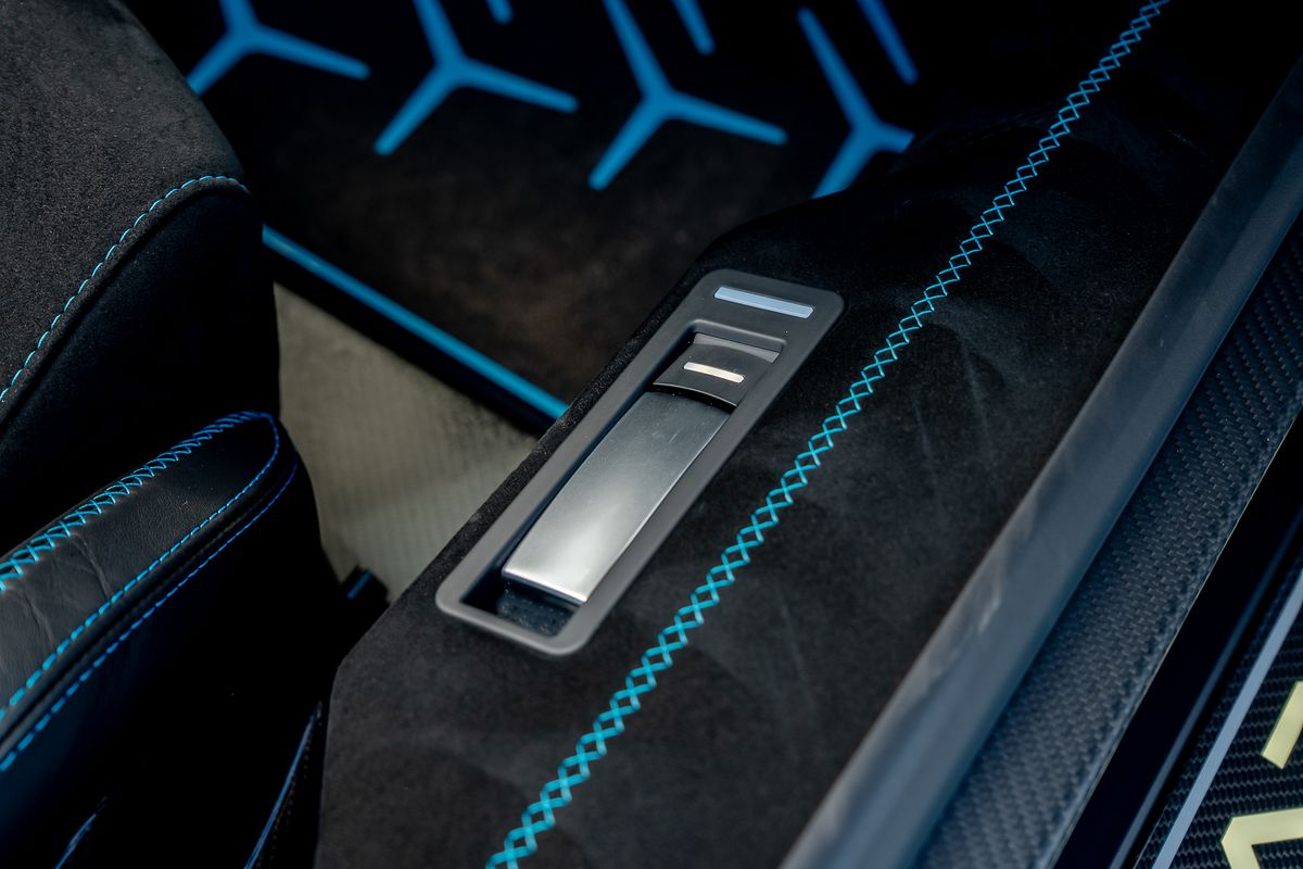 LAMBORGHINI AVENTADOR SVJ ROADSTER LP 770-4