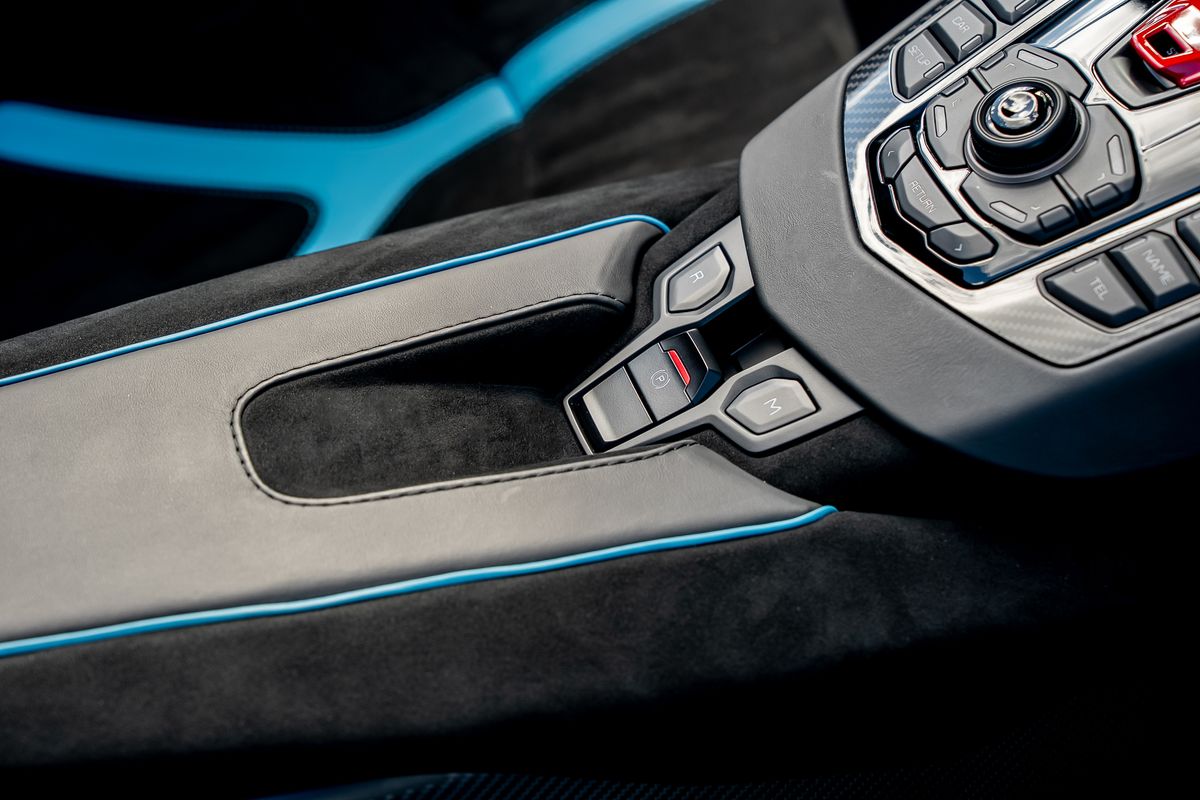 LAMBORGHINI AVENTADOR SVJ ROADSTER LP 770-4