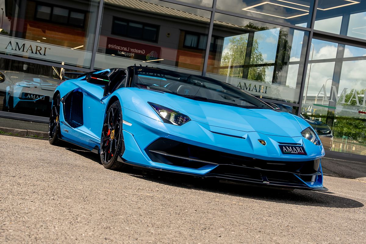 LAMBORGHINI AVENTADOR SVJ ROADSTER LP 770-4