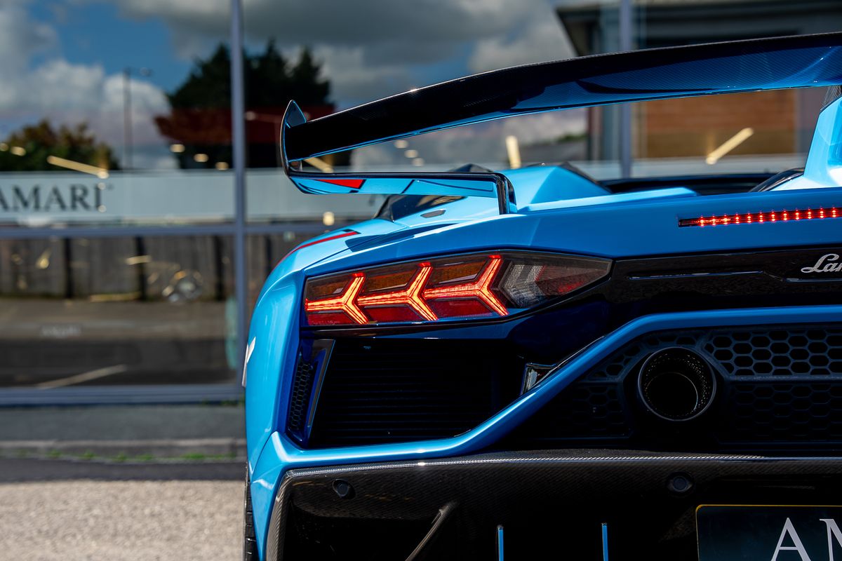 LAMBORGHINI AVENTADOR SVJ ROADSTER LP 770-4