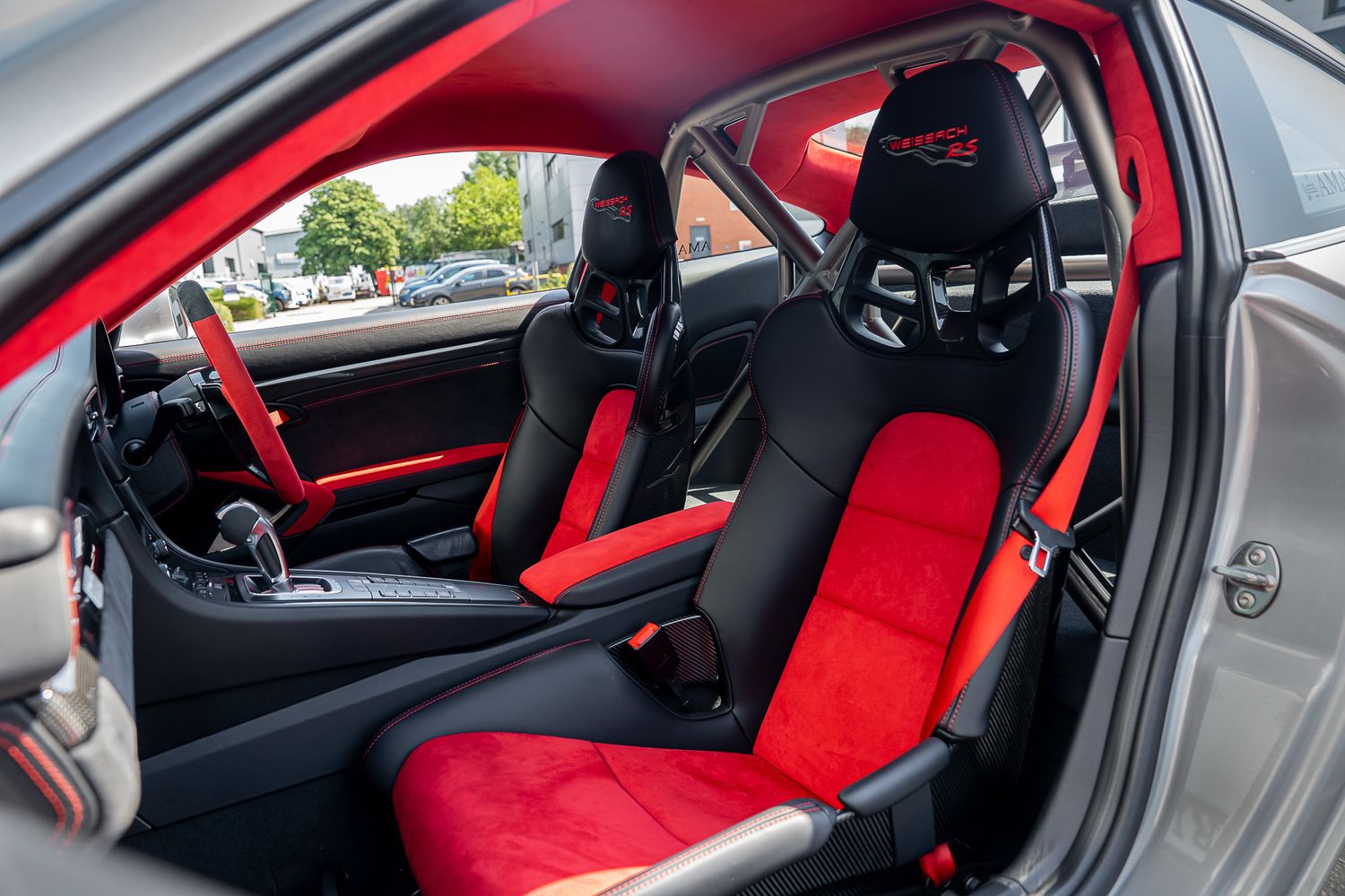 PORSCHE 911/991 GT2 RS WEISSACH PDK
