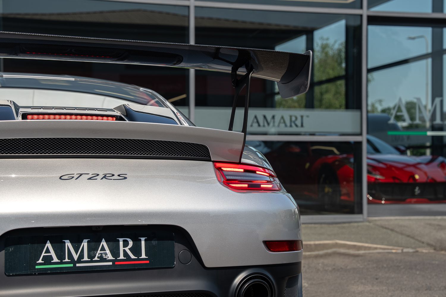 PORSCHE 911/991 GT2 RS WEISSACH PDK
