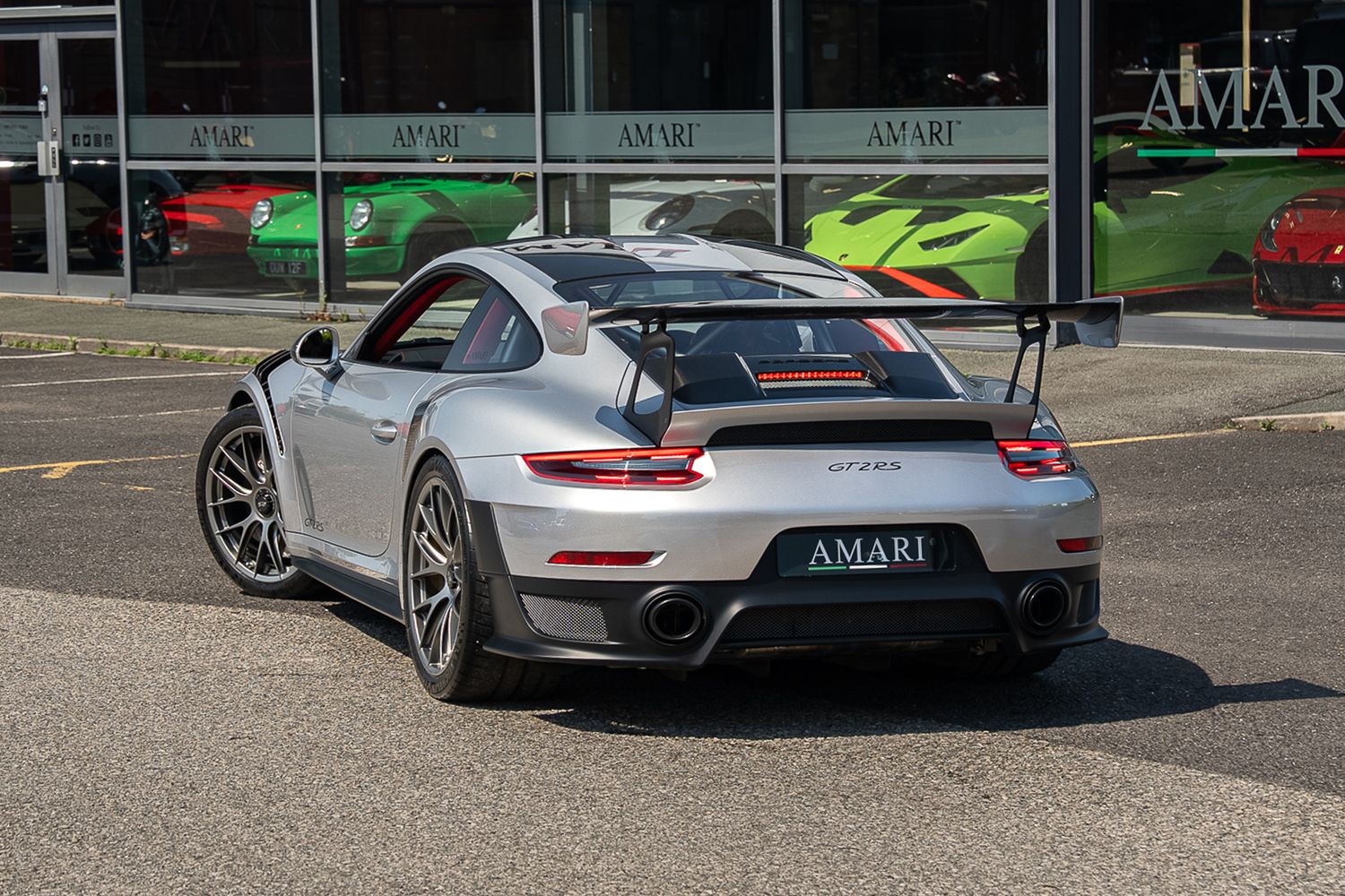 PORSCHE 911/991 GT2 RS WEISSACH PDK