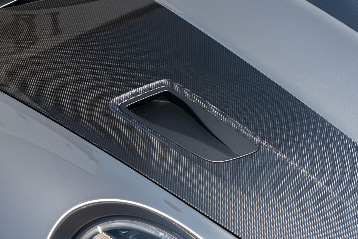 PORSCHE 911/991 GT2 RS WEISSACH PDK