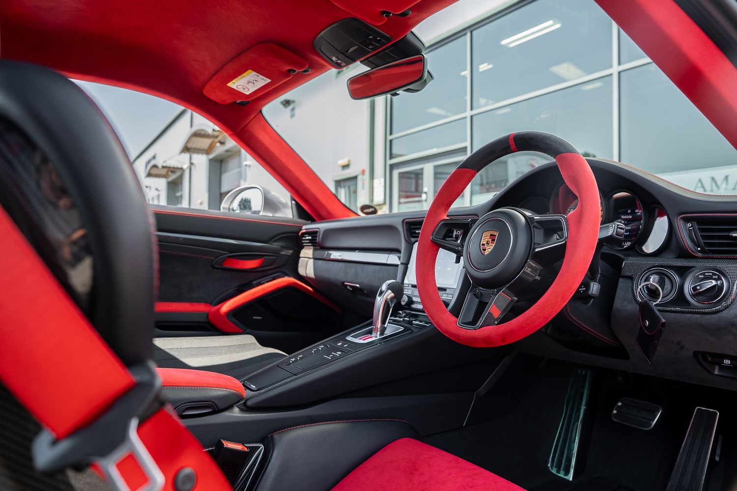 PORSCHE 911/991 GT2 RS WEISSACH PDK