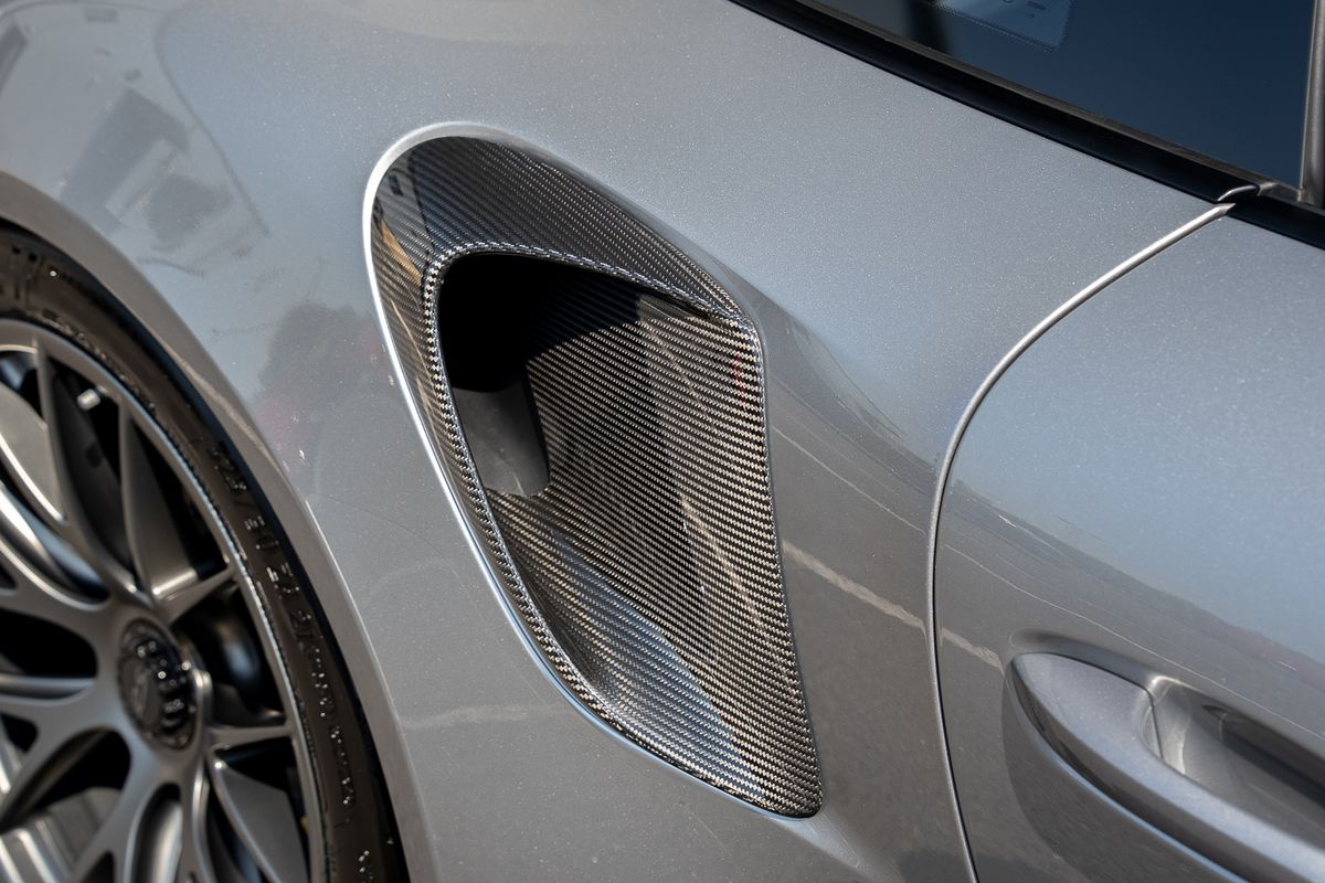 PORSCHE 911/991 GT2 RS WEISSACH PDK