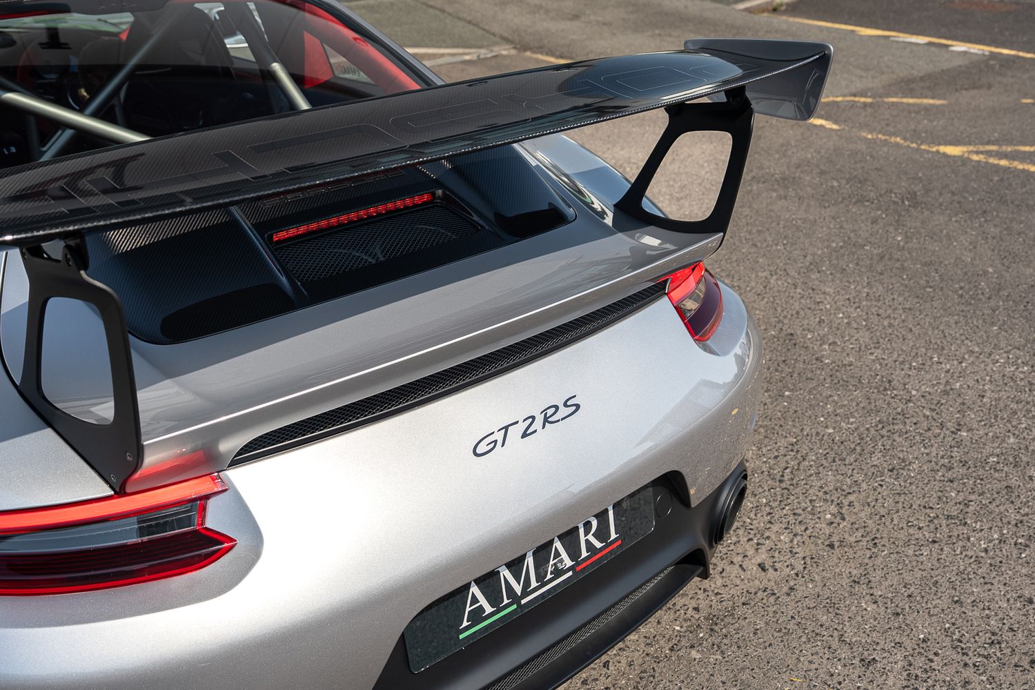 PORSCHE 911/991 GT2 RS WEISSACH PDK