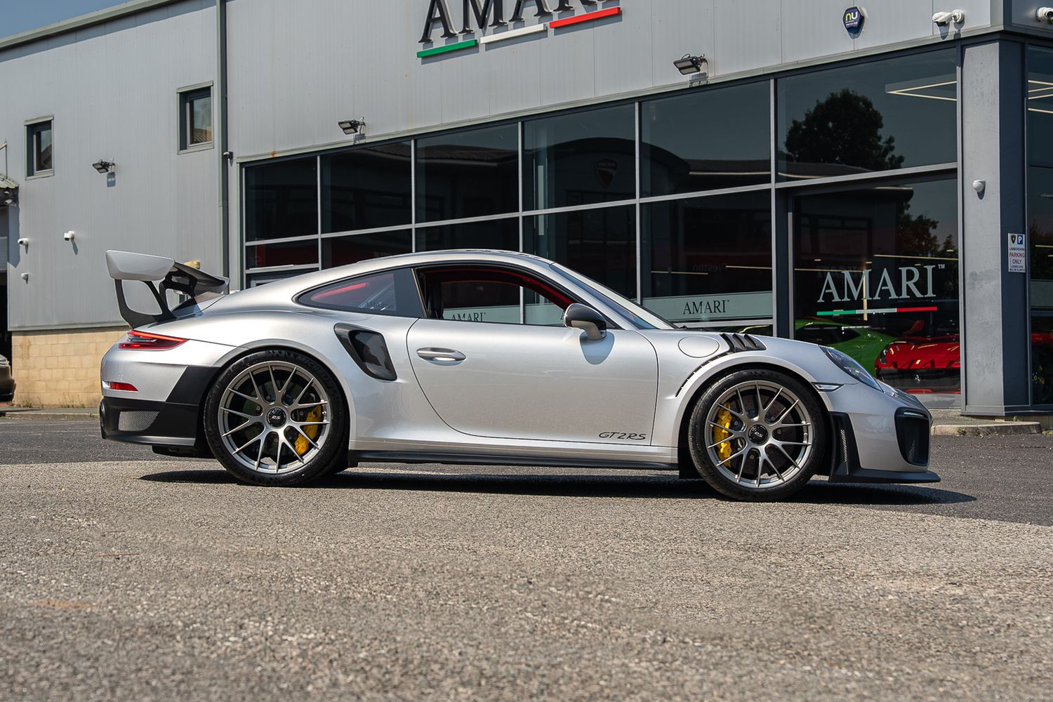 PORSCHE 911/991 GT2 RS WEISSACH PDK