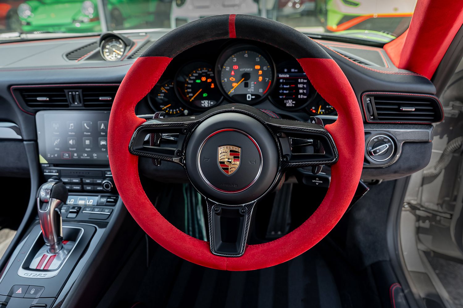 PORSCHE 911/991 GT2 RS WEISSACH PDK