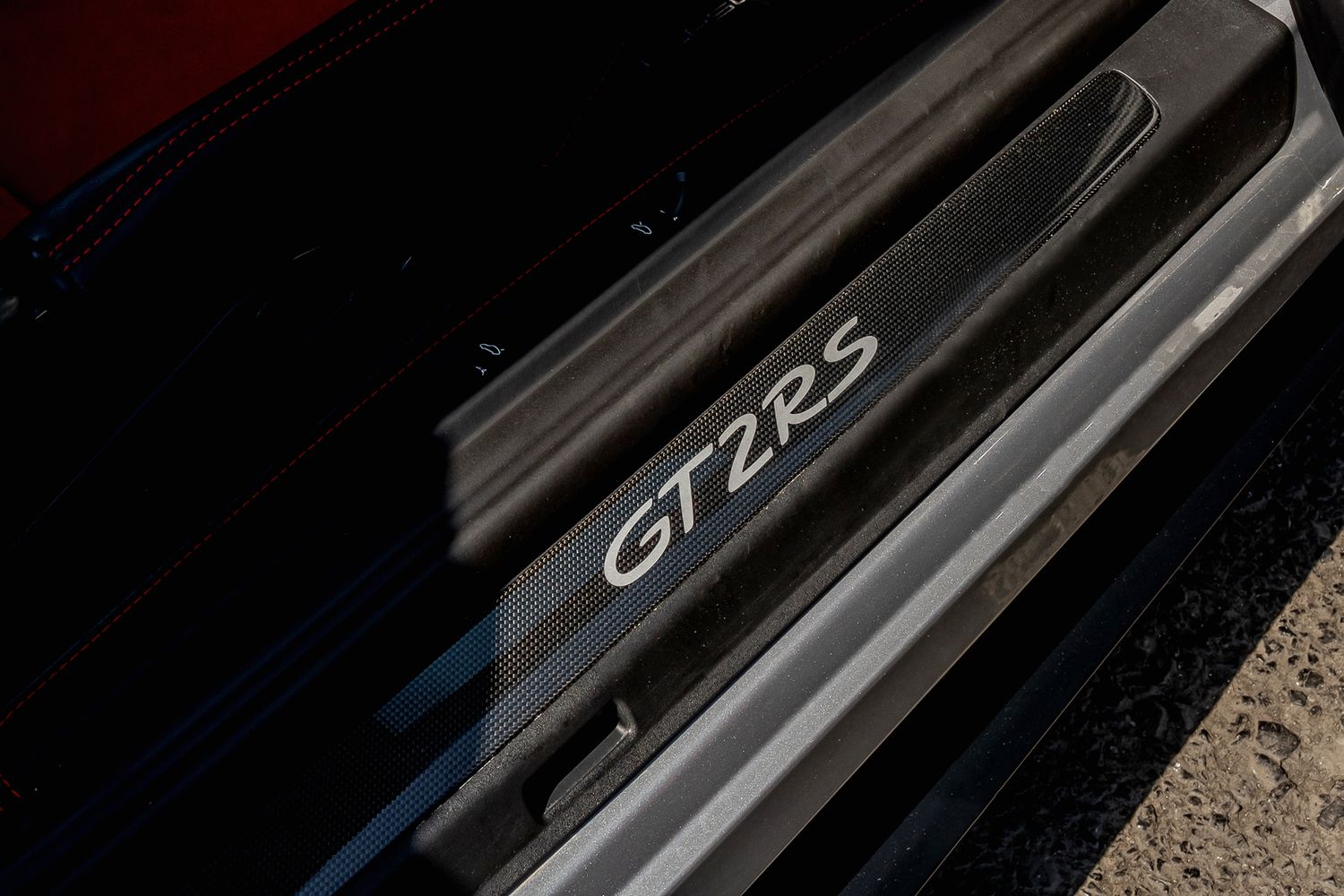 PORSCHE 911/991 GT2 RS WEISSACH PDK
