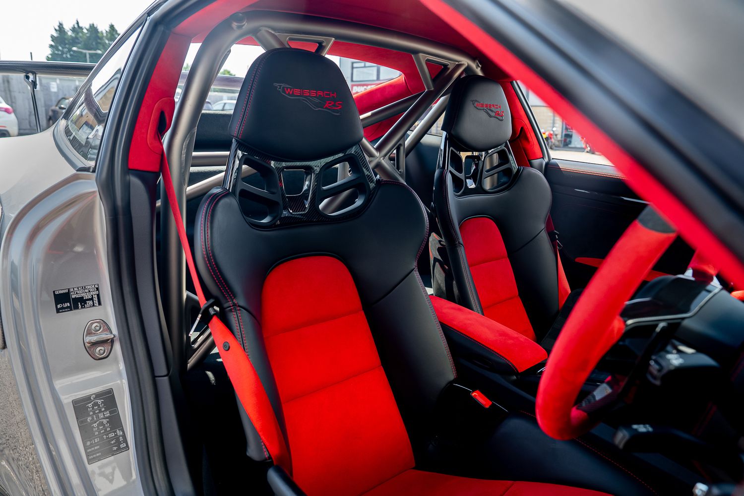 PORSCHE 911/991 GT2 RS WEISSACH PDK