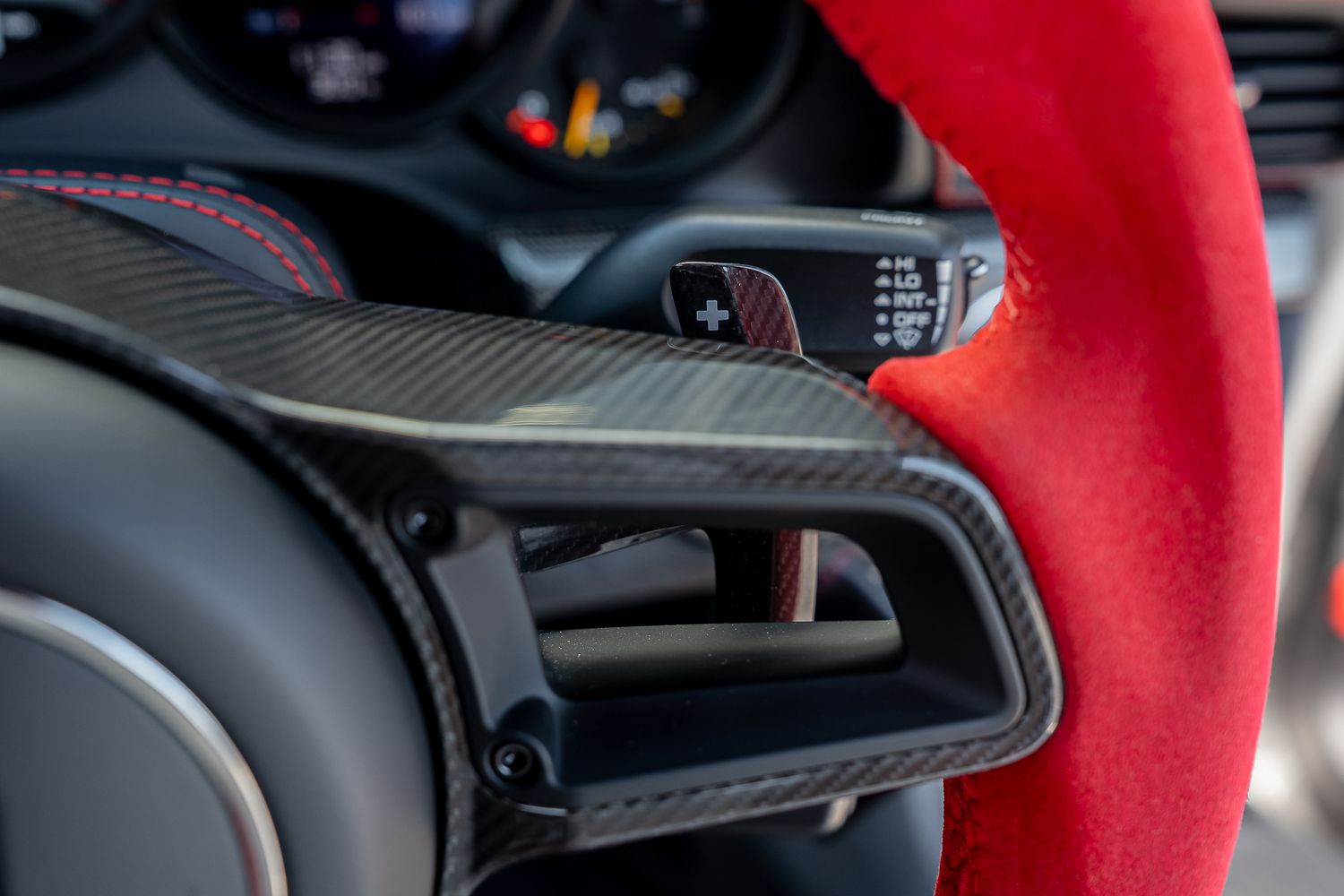 PORSCHE 911/991 GT2 RS WEISSACH PDK