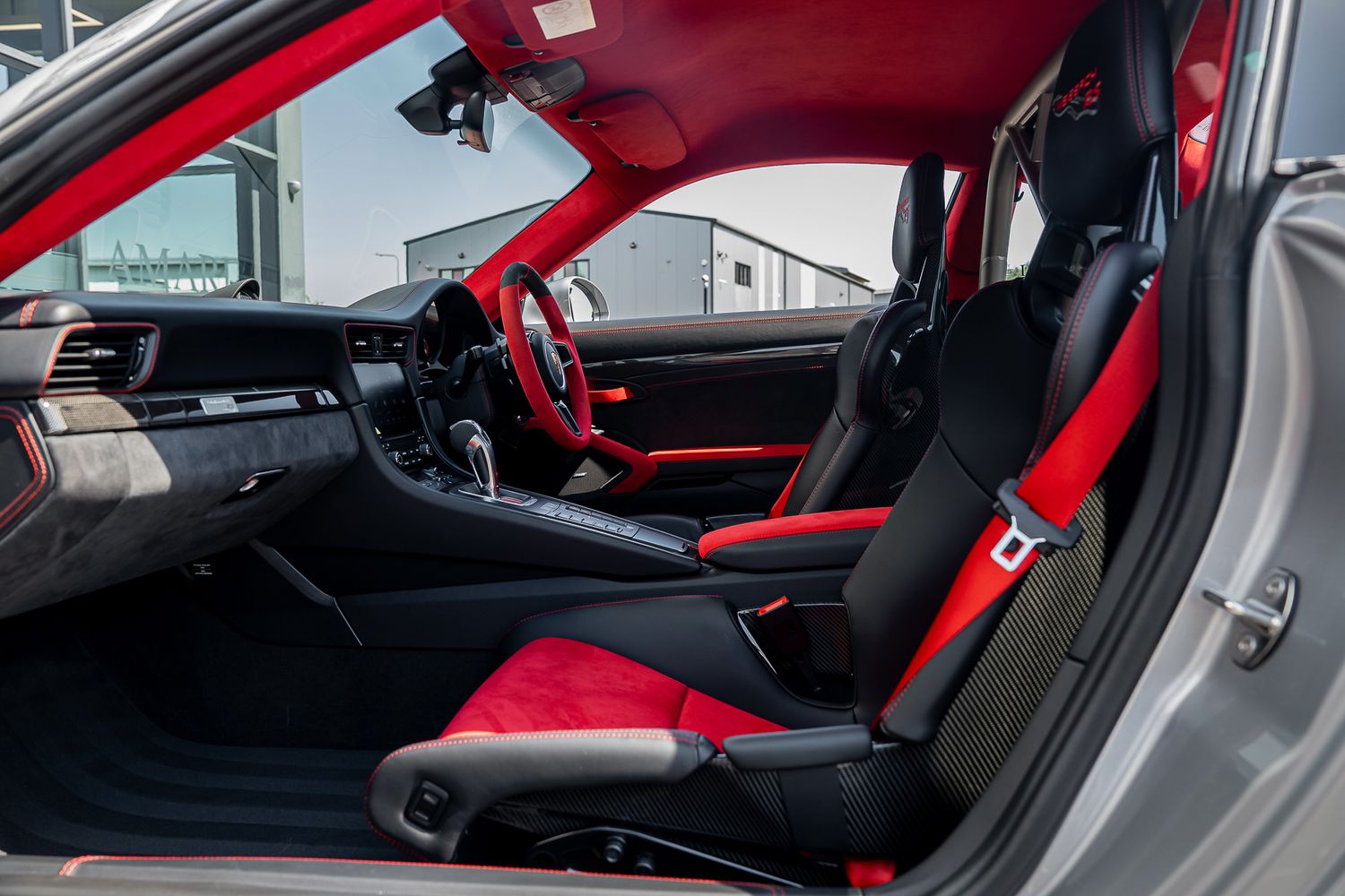 PORSCHE 911/991 GT2 RS WEISSACH PDK
