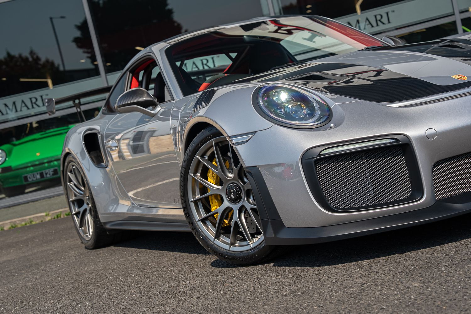 PORSCHE 911/991 GT2 RS WEISSACH PDK
